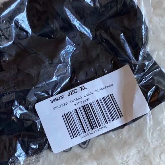 NWT Victoria’s Secret Embroidered Floral Bralette - Picture 6 of 8